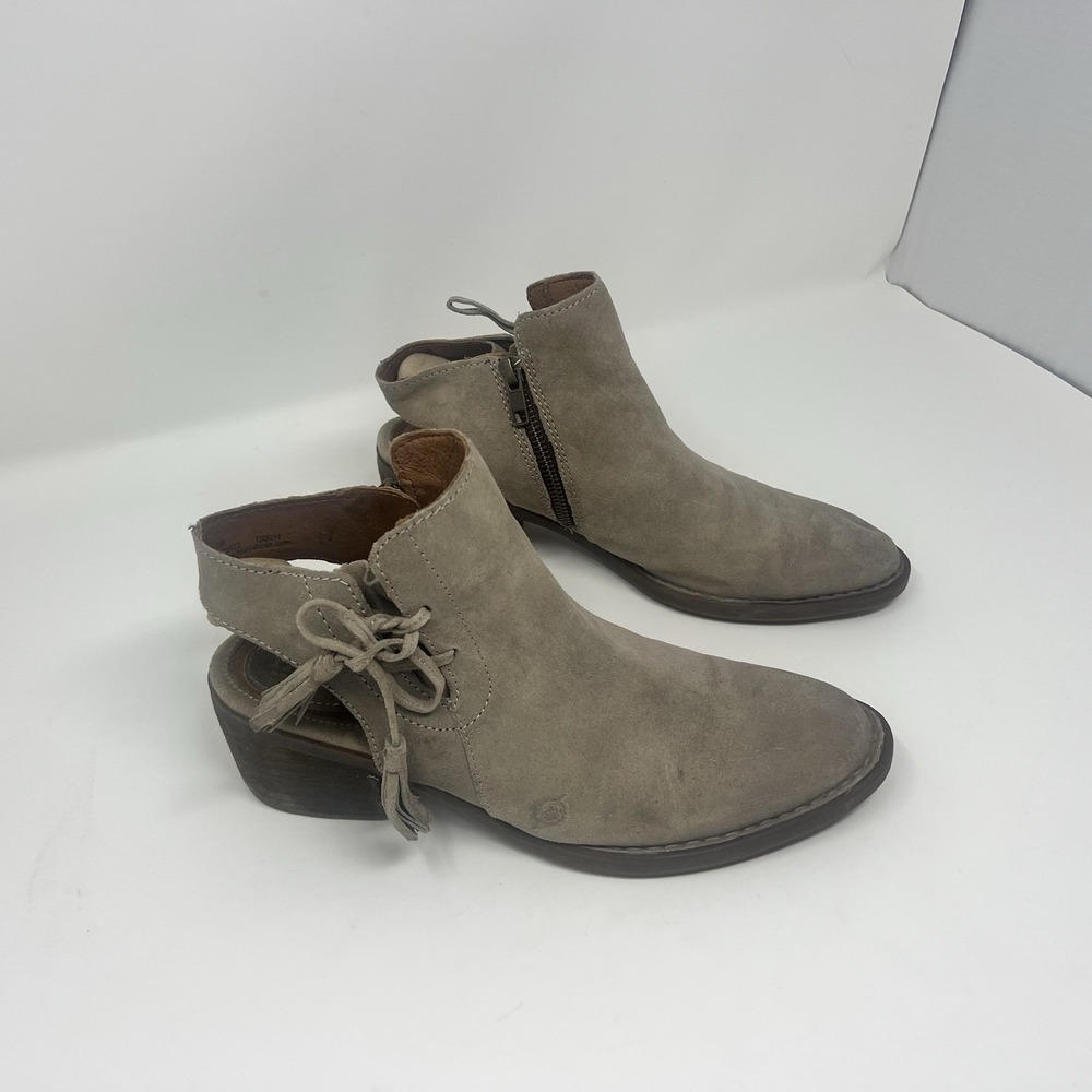 Born Monikah Handcrafted Taupe Suede Slingback Booties Tassel 8M